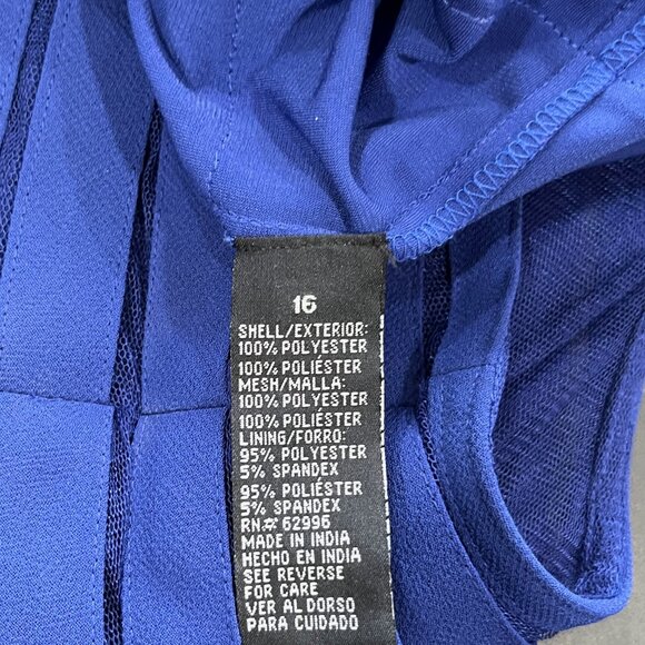 Scarlet Nite. Cocktail Dress - Picture 5 of 7